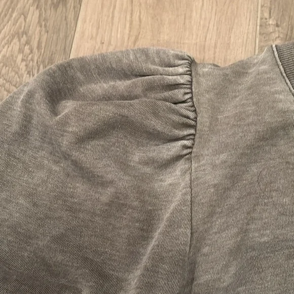 Splendid Girls Green Sweatshirt With Puffy Sleeves Size M - Picture 4 of 4